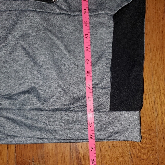 Puma Heather Gray Hoodie with Black Details - Picture 10 of 11